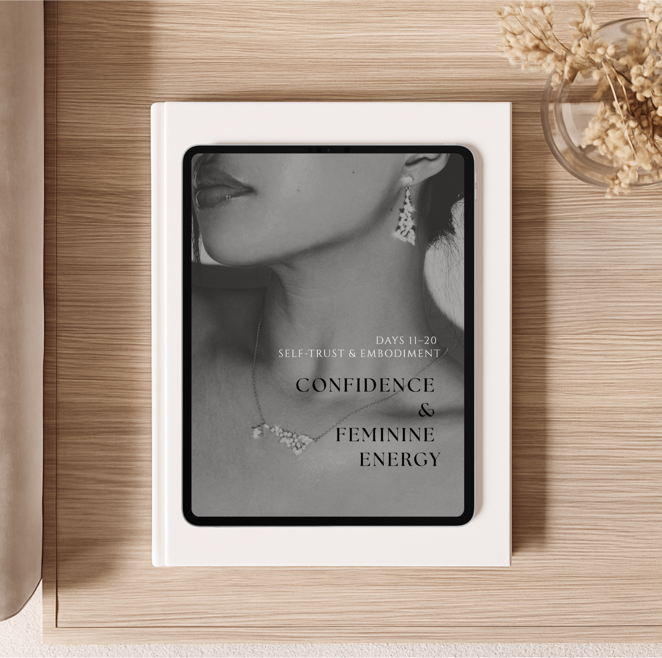 ♡ The Magnetic Manifestation Journal – 30-Day Self-Awareness & Attraction Workbook (CBT & Neuroscience-Inspired)