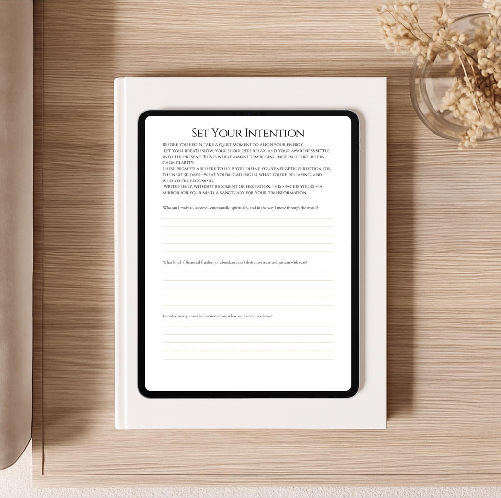 ♡ The Magnetic Manifestation Journal – 30-Day Self-Awareness & Attraction Workbook (CBT & Neuroscience-Inspired)